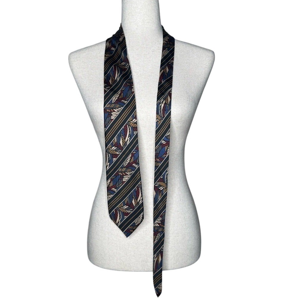 Vintage 100% Silk Feather Print Tie Navy Burgundy Striped Statement Necktie‎
